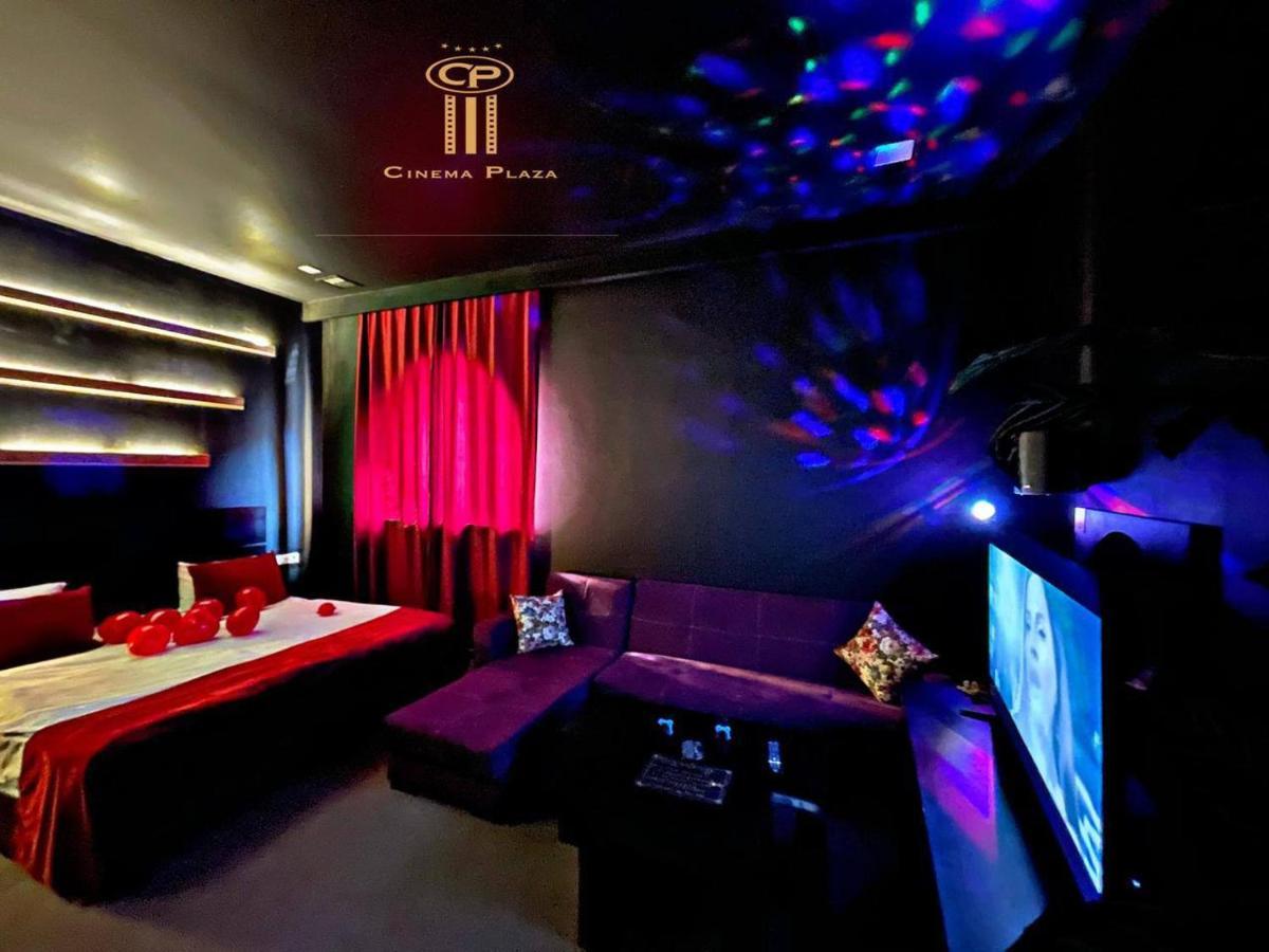 Cinema Plaza Hotel Baku Exterior photo