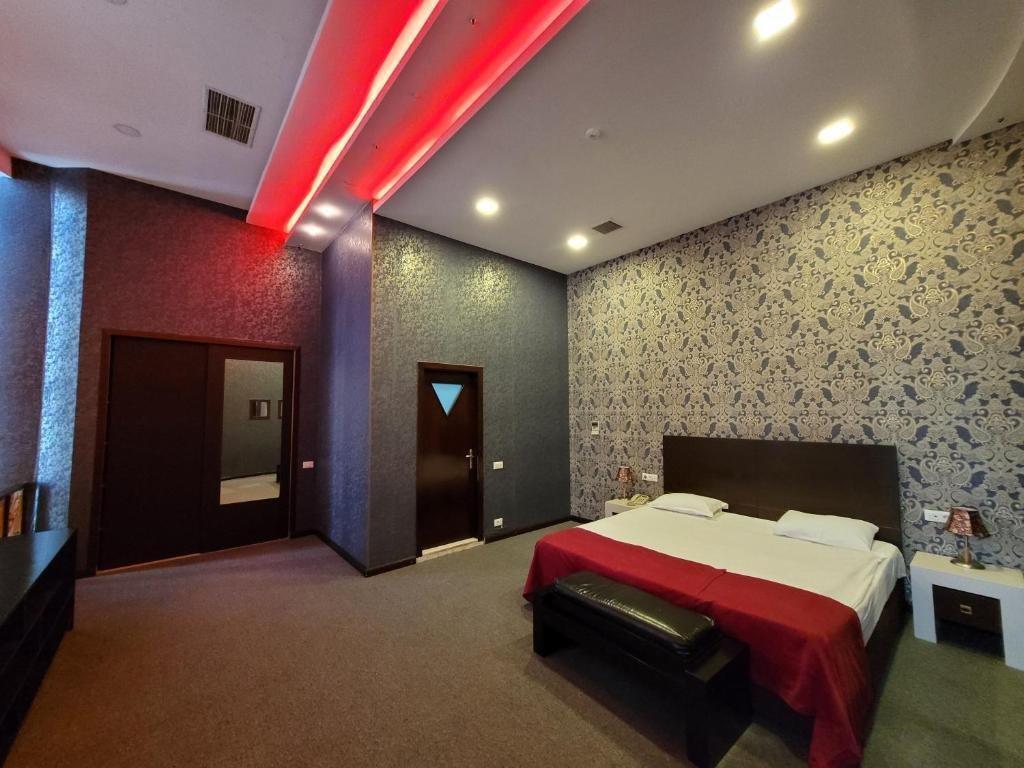 Cinema Plaza Hotel Baku Exterior photo